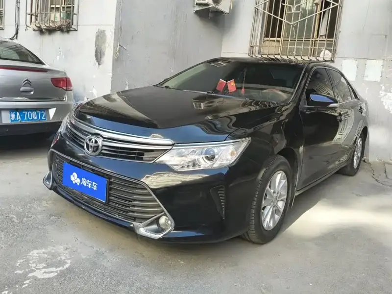 Toyota Camry, 2016