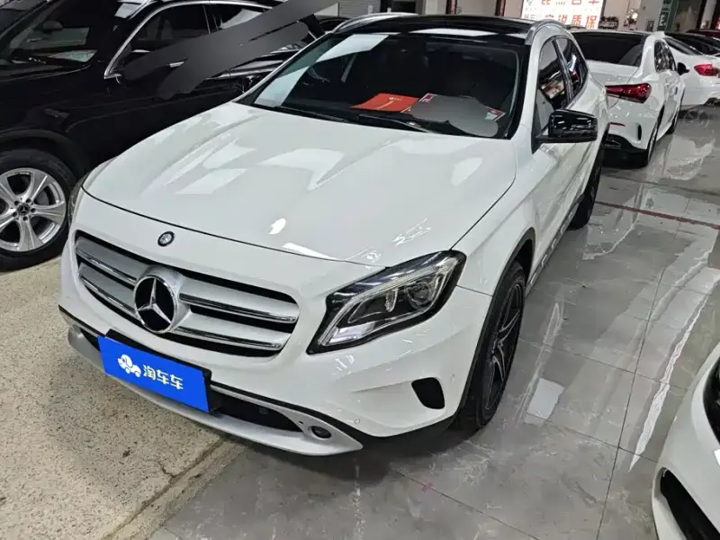 Mercedes-Benz GLA, 2016