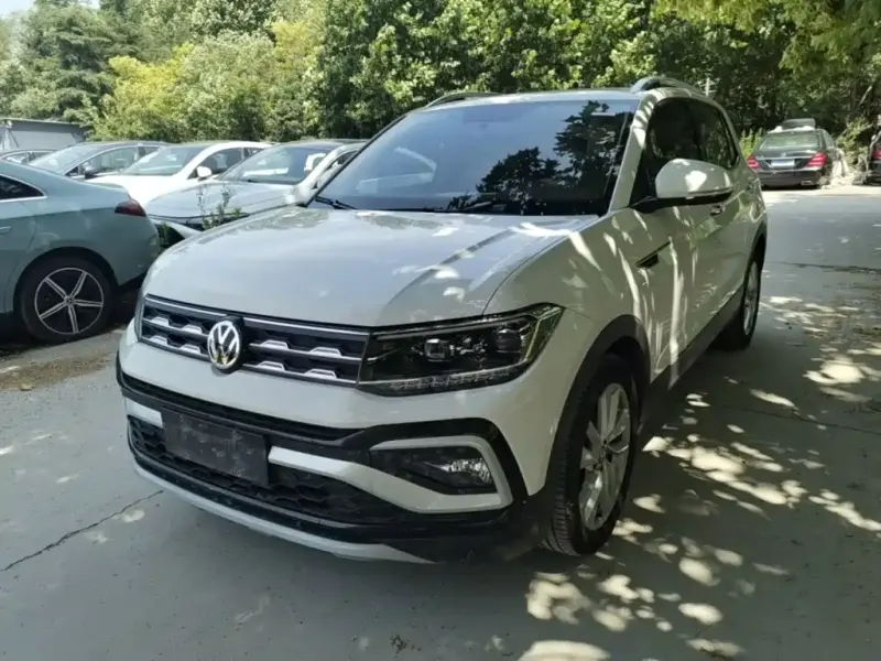 Volkswagen T-Cross, 2020