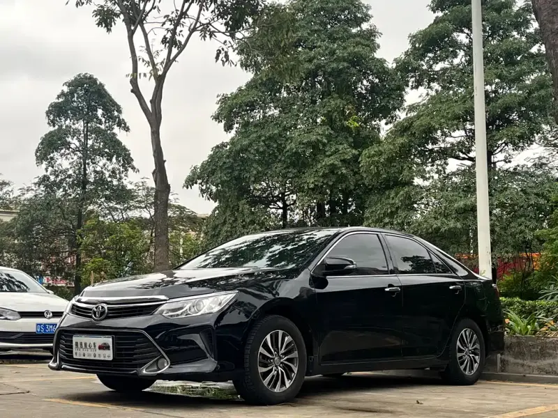 Toyota Camry, 2016