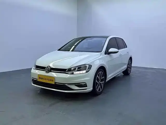 Volkswagen Golf, 2020