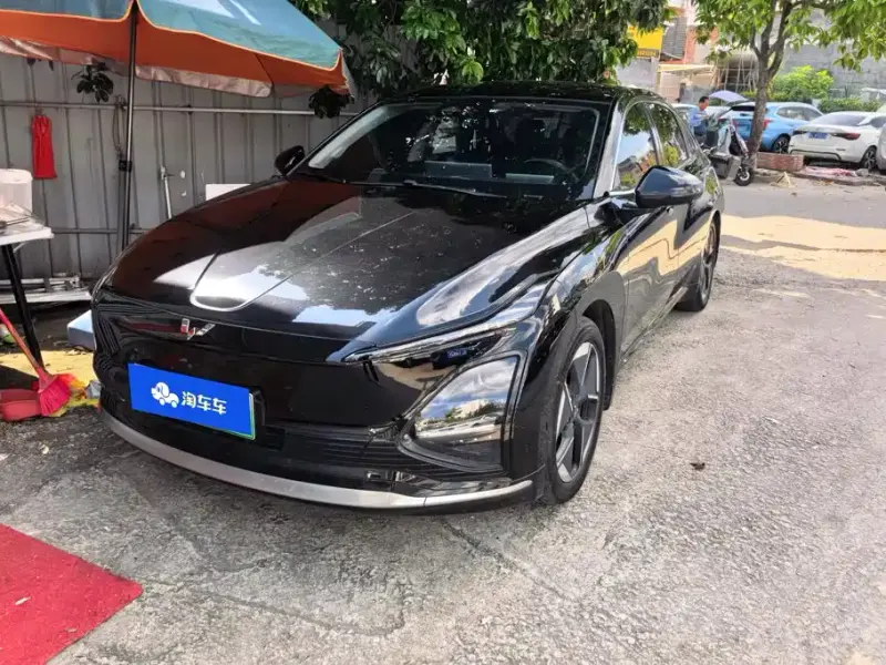 Wuling Xingguang, 2024