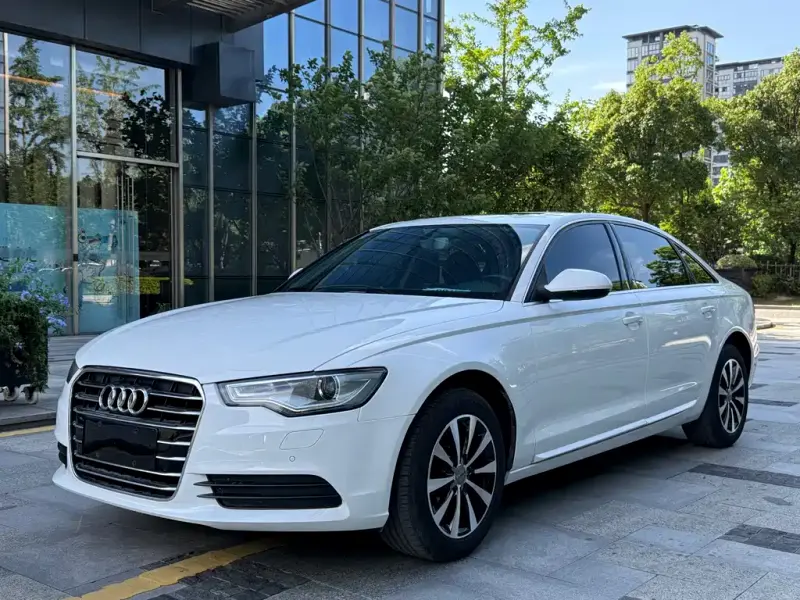 Audi A6L, 2015