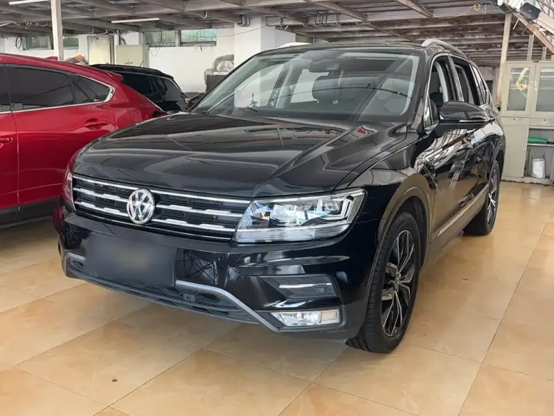 Volkswagen Tiguan L, 2020
