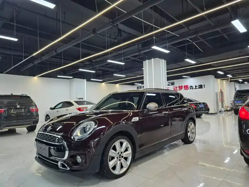 MINI Clubman, 2016