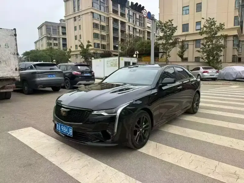 Cadillac CT4, 2022