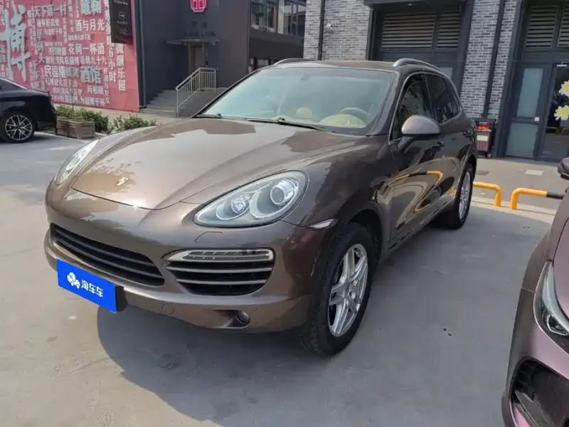 Porsche Cayenne, 2013