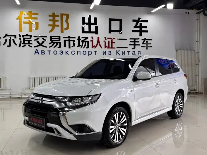Mitsubishi Outlander, 2022