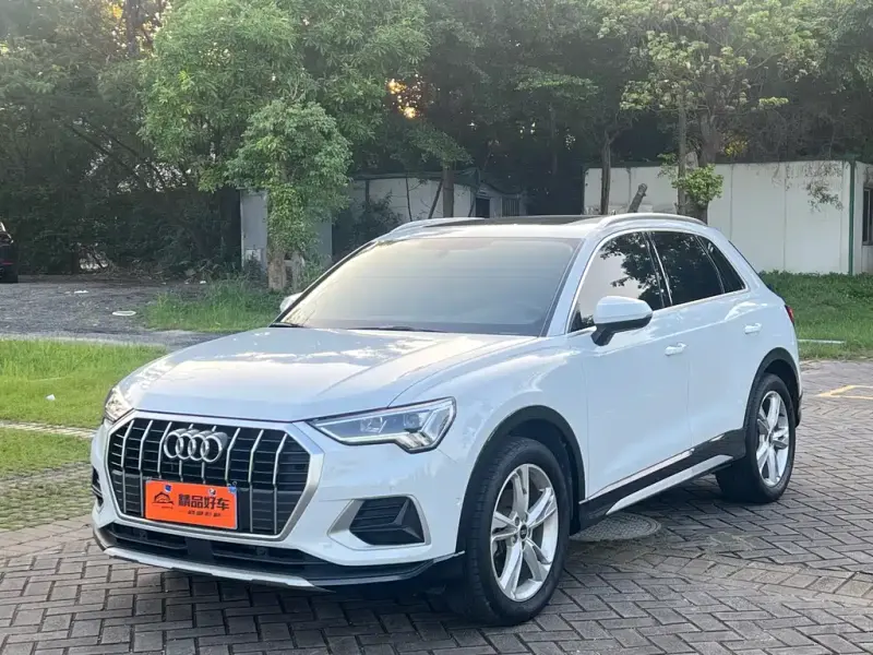 Audi Q3, 2022