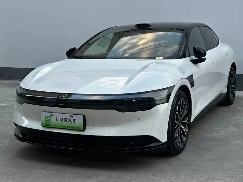 Zeekr 007, 2024