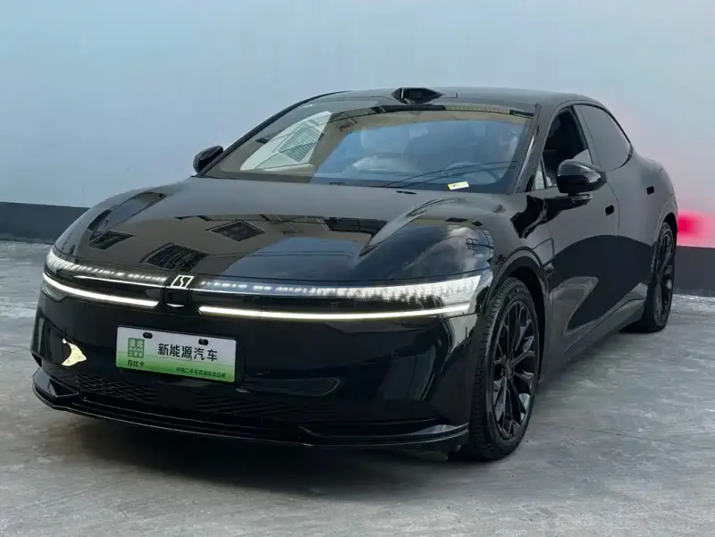 Zeekr 007, 2024