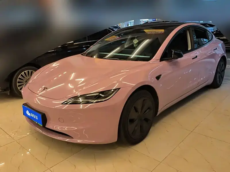 Tesla Model 3, 2024
