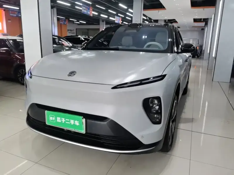 NIO ES8, 2023