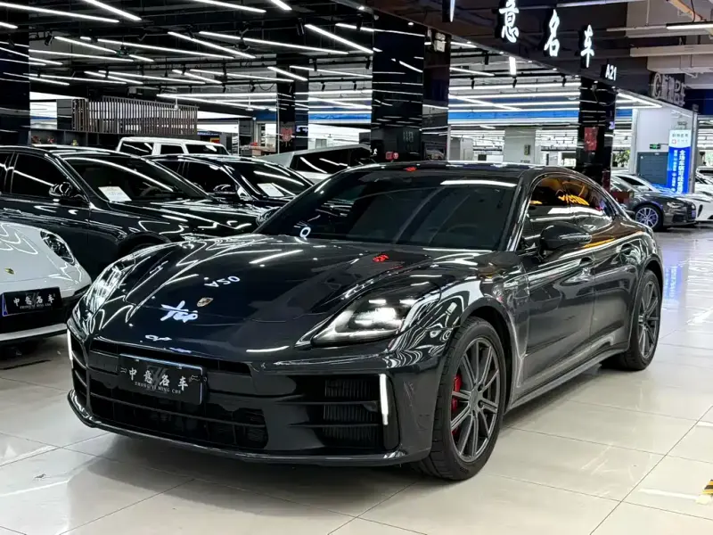 Porsche Panamera, 2024
