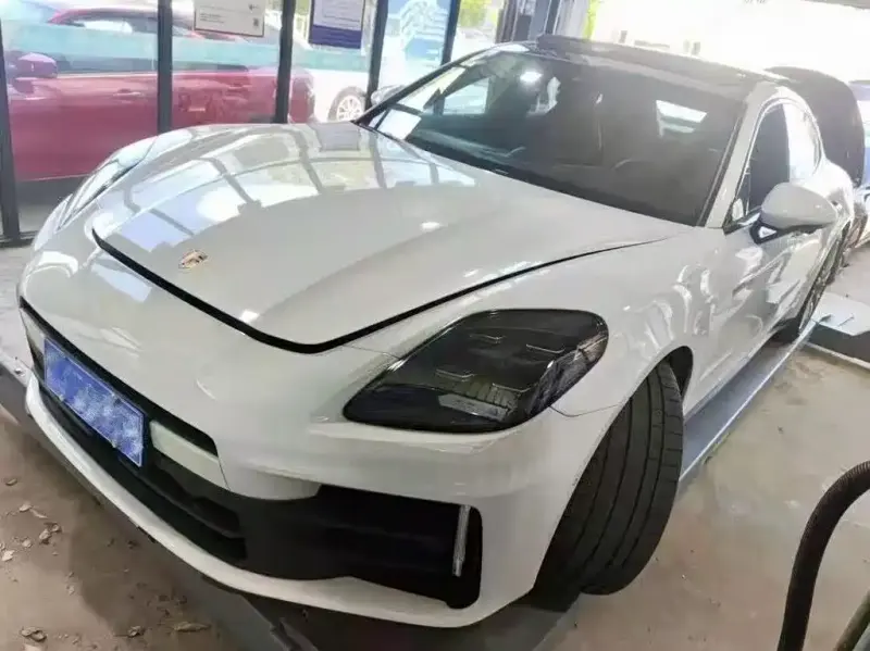 Porsche Panamera, 2025