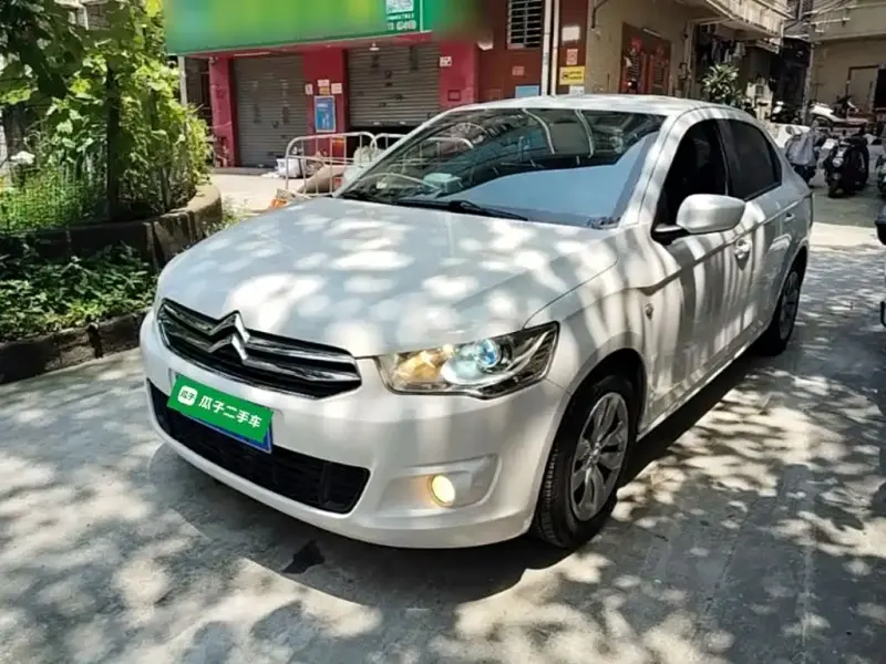 Citroen Elysee, 2015