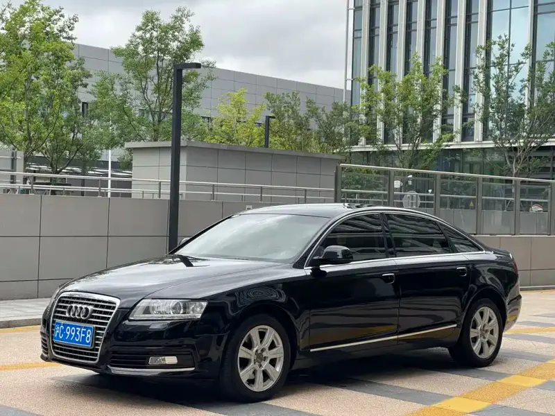 Audi A6L, 2011
