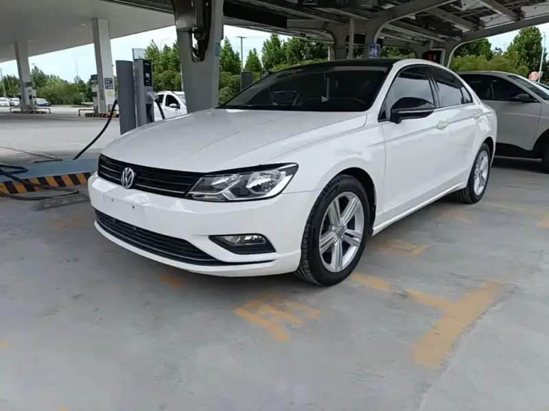 Volkswagen Lamando, 2015