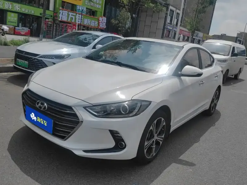 Hyundai Elantra, 2018