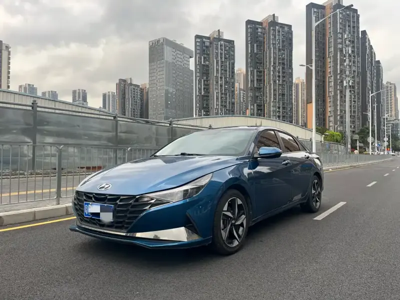 Hyundai Elantra, 2021