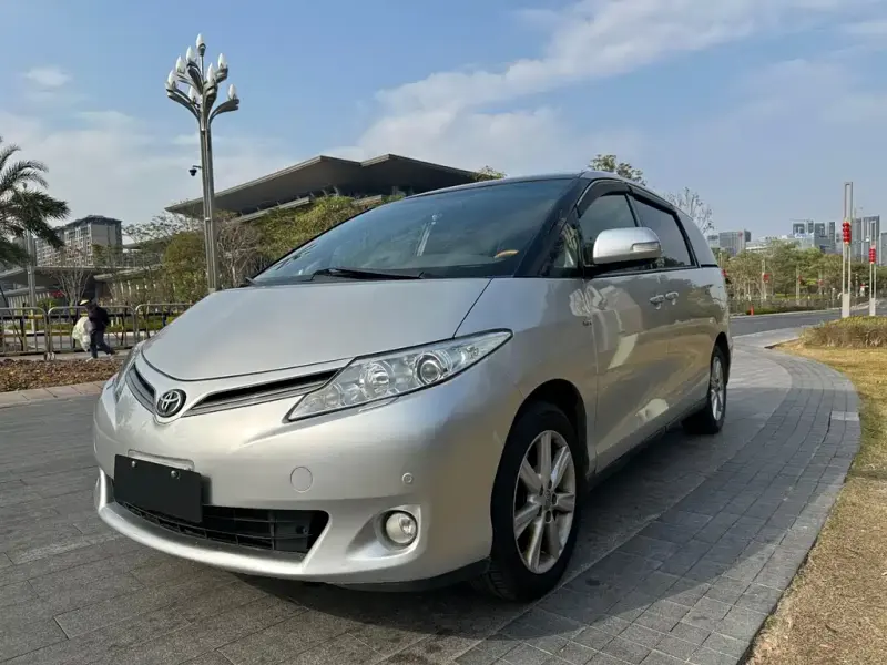 Toyota Previa, 2010