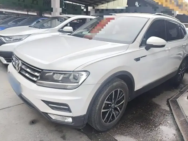 Volkswagen Tiguan L, 2018