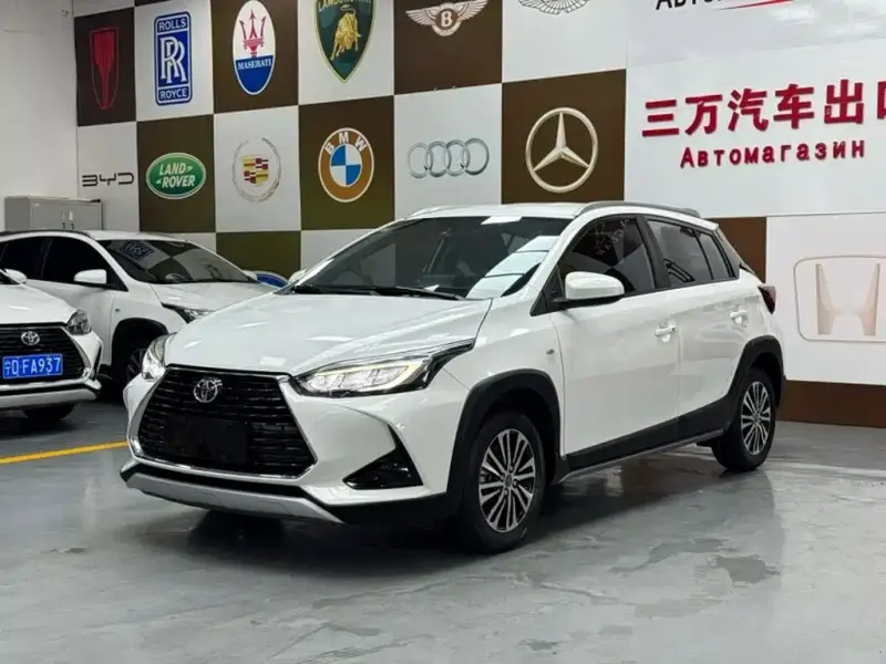 Toyota Yaris L, 2023