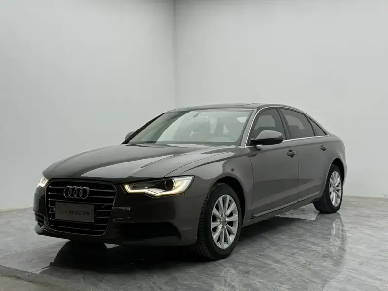 Audi A6L, 2015