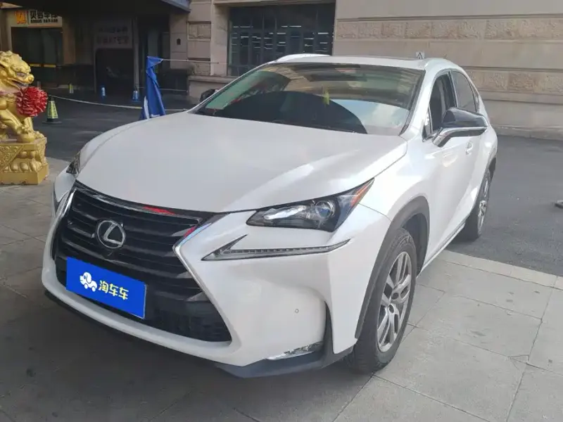 Lexus NX, 2017