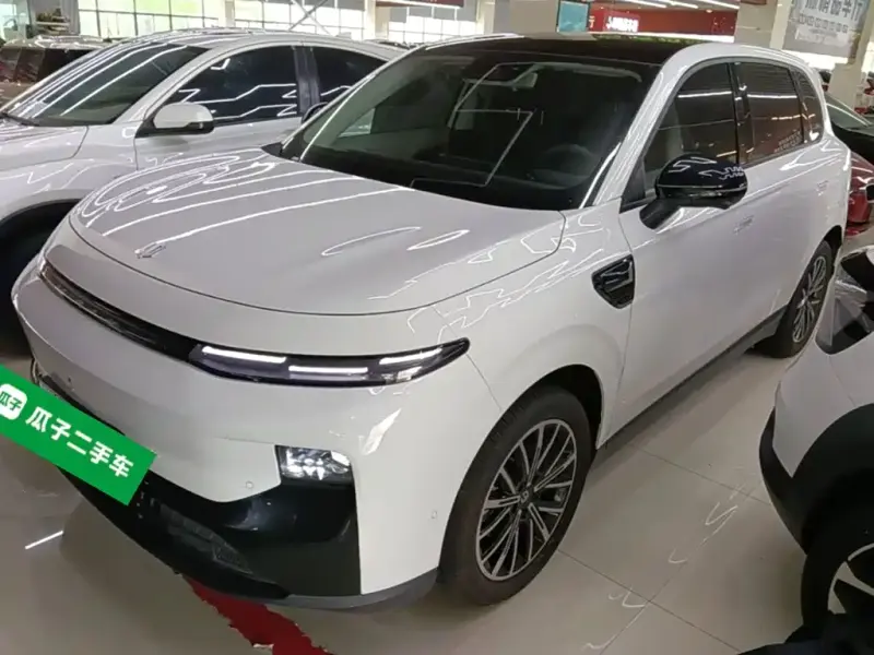 Leapmotor B10, 2025