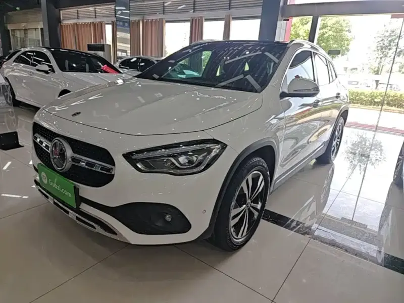 Mercedes-Benz GLA, 2020