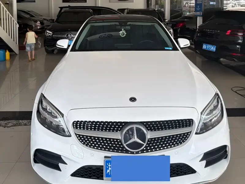 Mercedes-Benz C-Class, 2020