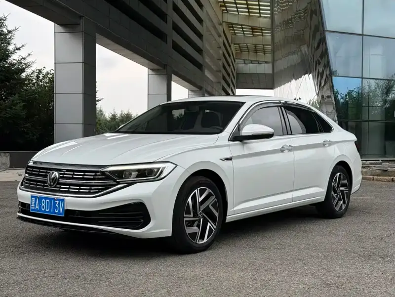 Volkswagen Sagitar, 2023