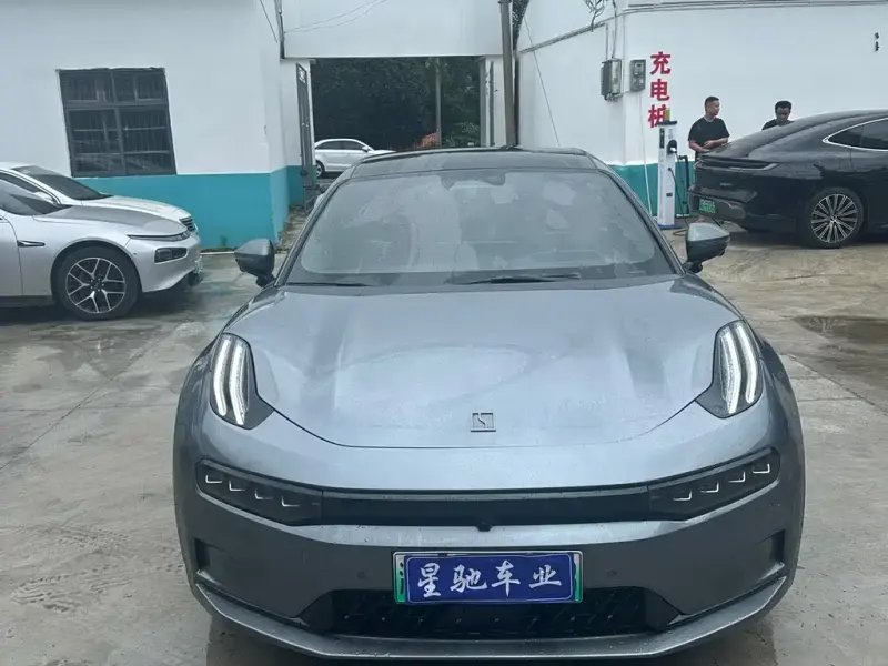 Zeekr 001, 2022