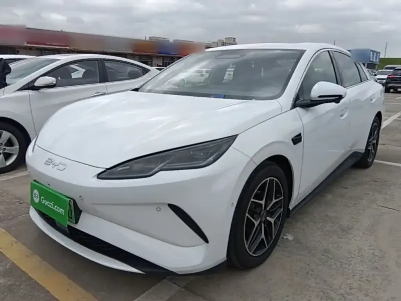 BYD 06, 2025
