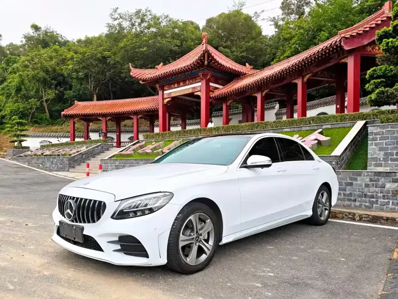 Mercedes-Benz C-Class, 2020