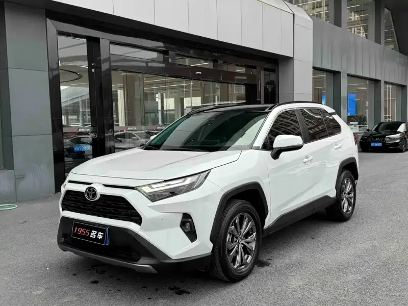 Toyota RAV4, 2024