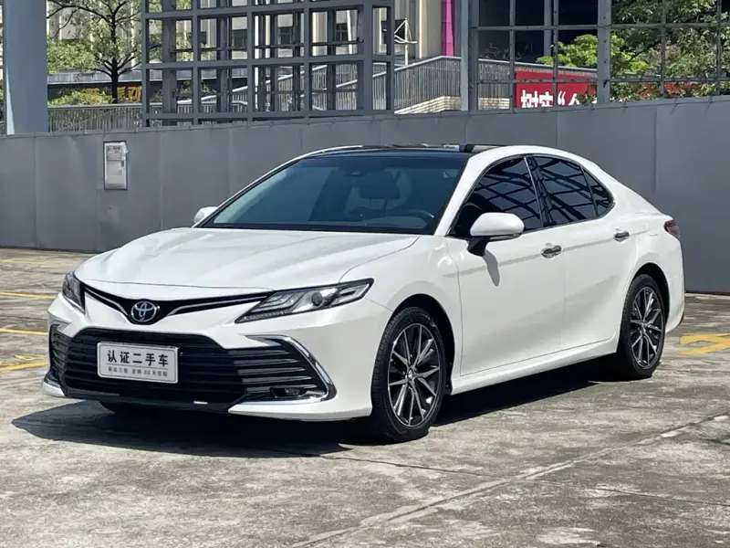 Toyota Camry, 2023