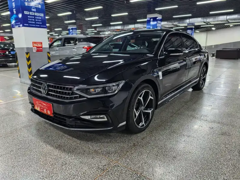 Volkswagen Magotan, 2023