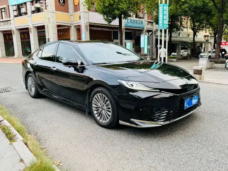Toyota Camry, 2025