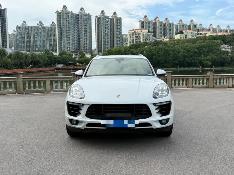 Porsche Macan, 2018