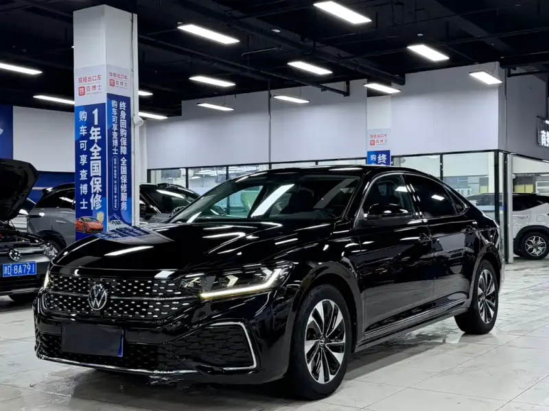 Volkswagen Passat, 2022