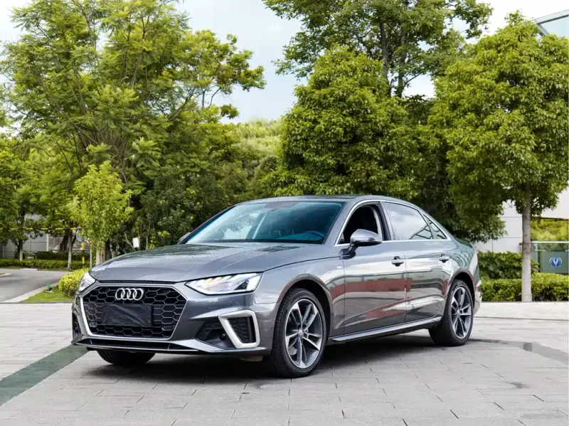 Audi A4L, 2021