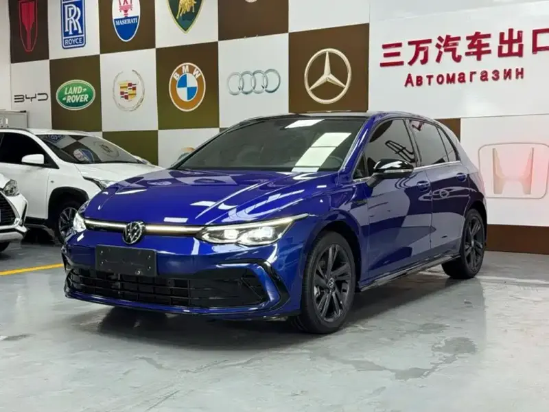 Volkswagen Golf, 2023