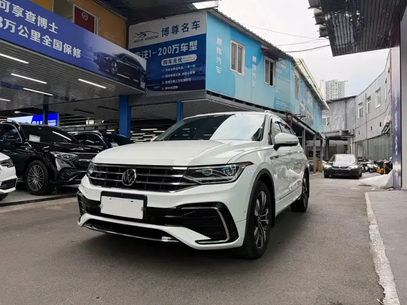 Volkswagen Tiguan L, 2024