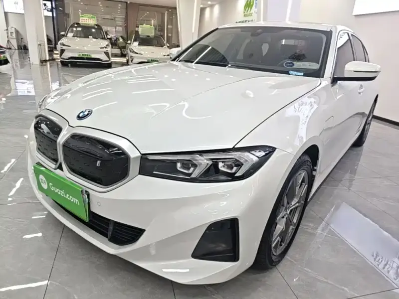 BMW i3, 2024