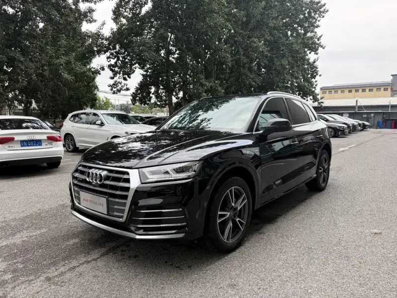 Audi Q5L, 2020