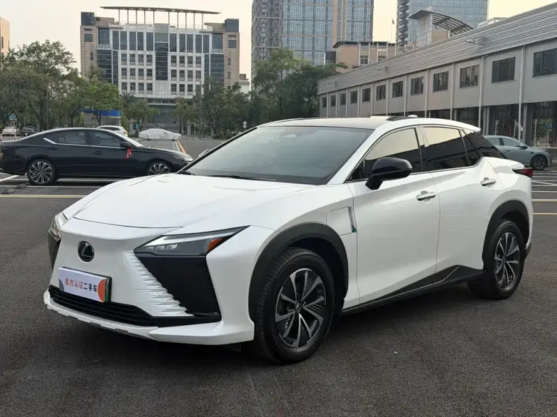 Lexus RZ, 2024