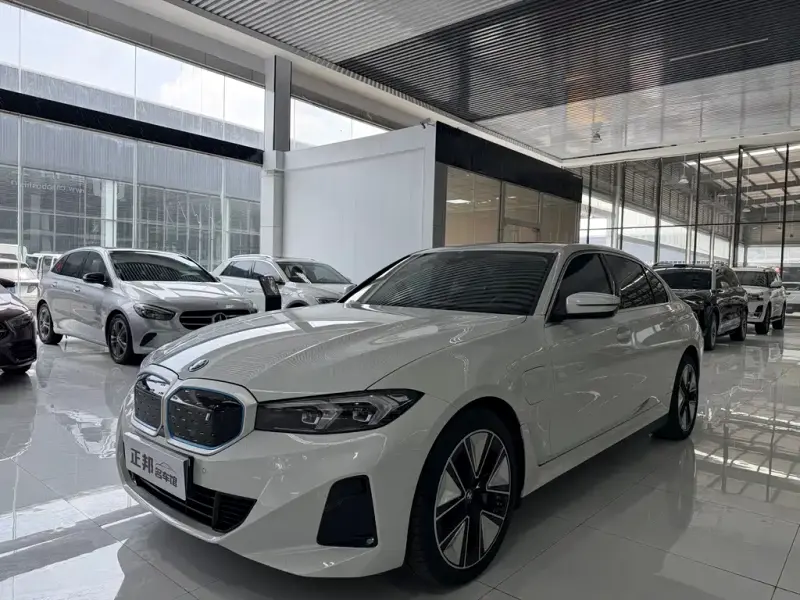 BMW i3, 2025