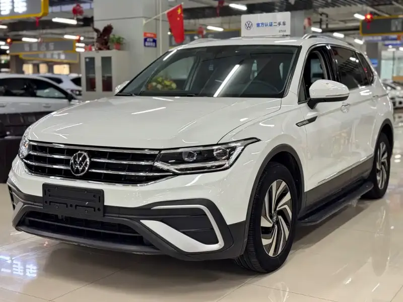 Volkswagen Tiguan L, 2023